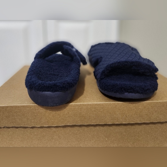 BNWT Spenco US 8.5 Sherpa Jamie Slippers Orthoic Grade Arch Support Comfort - Picture 13 of 16